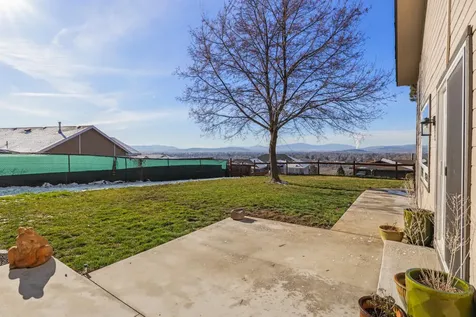 2207 Kimberly Drive Klamath Falls OR 97603