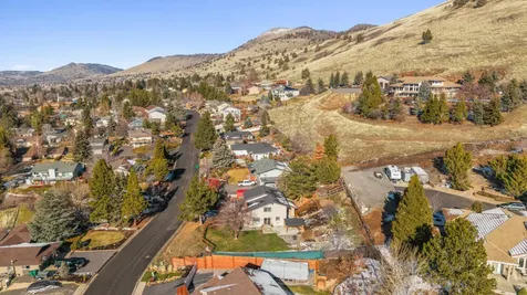 2207 Kimberly Drive Klamath Falls OR 97603