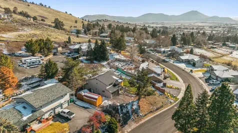 2207 Kimberly Drive Klamath Falls OR 97603