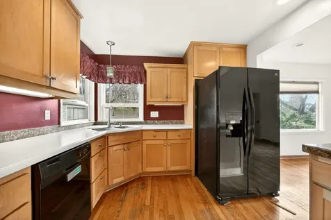 2137 E Jackson Street Medford OR 97504