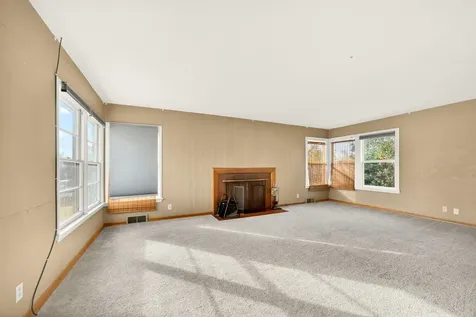 2137 E Jackson Street Medford OR 97504