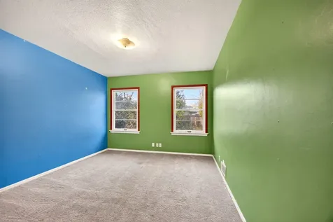 2137 E Jackson Street Medford OR 97504