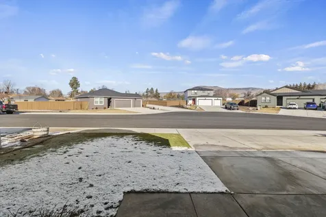 5008 Amberview Lane Klamath Falls OR 97603