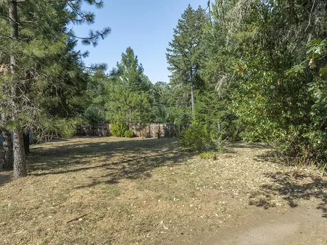 2524 Rockydale Road Cave Junction OR 97523