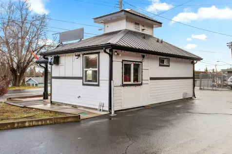 1414 Oregon Avenue Klamath Falls OR 97601