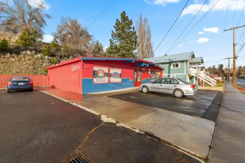 1414 Oregon Avenue Klamath Falls OR 97601