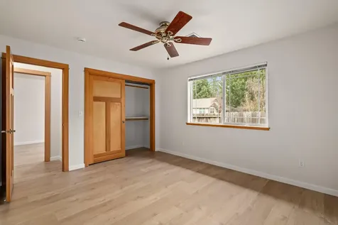 913 Schaefers Lane Grants Pass OR 97526