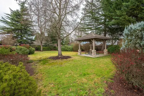 913 Schaefers Lane Grants Pass OR 97526