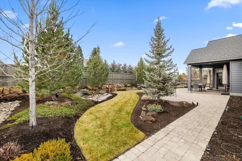60873 SW Headwaters Loop Bend OR 97702