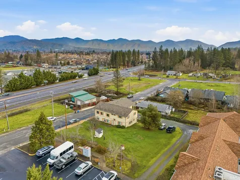 3095 Canal Avenue Grants Pass OR 97527