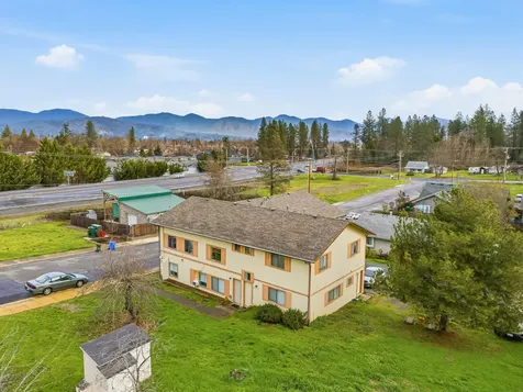 3095 Canal Avenue Grants Pass OR 97527