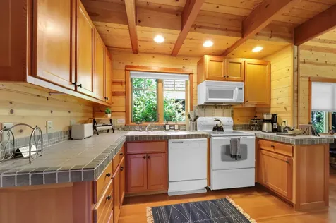 56411 Mckenzie Highway Mckenzie Bridge OR 97413