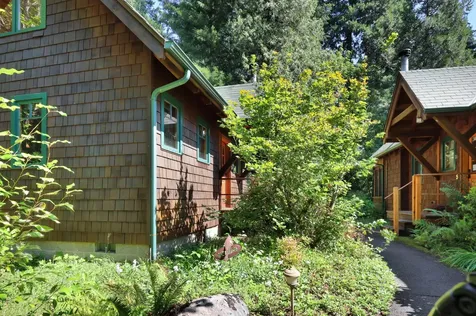 56411 Mckenzie Highway Mckenzie Bridge OR 97413
