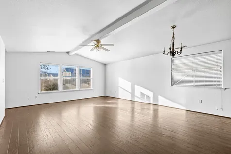 2324 Maple Park Drive Medford OR 97501