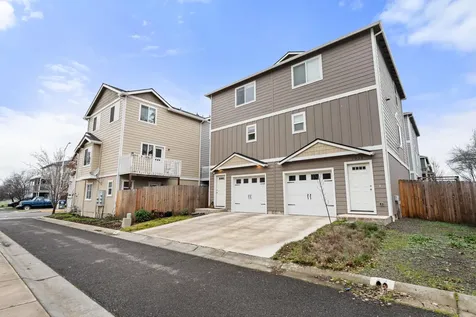 7834 Jacqueline Way White City OR 97503