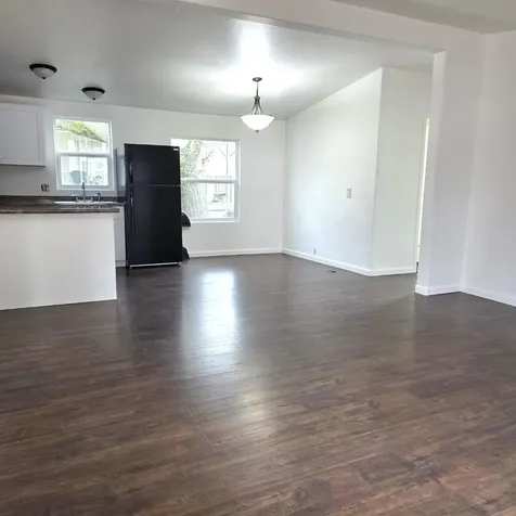 939 S Valley View Road Ashland OR 97520