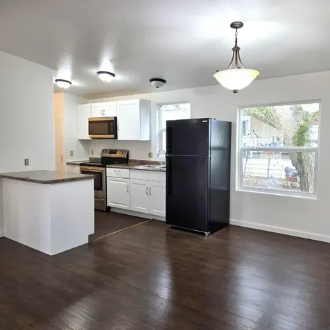 939 S Valley View Road Ashland OR 97520