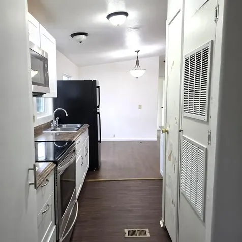 939 S Valley View Road Ashland OR 97520