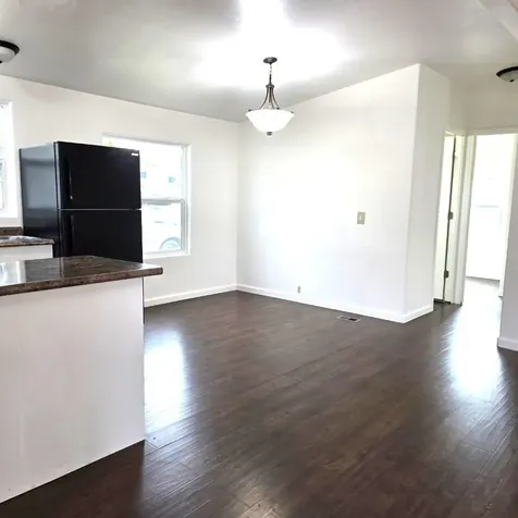 939 S Valley View Road Ashland OR 97520