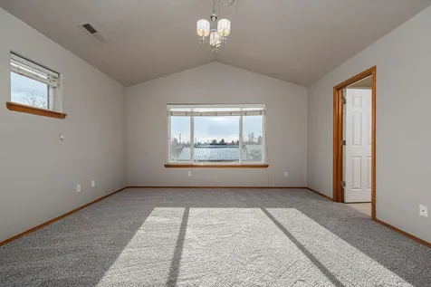2424 SW Pumice Avenue Redmond OR 97756