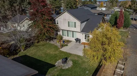 2424 SW Pumice Avenue Redmond OR 97756