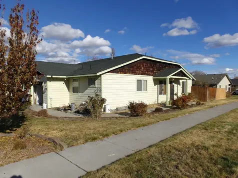 312 NW 21st Street Redmond OR 97756