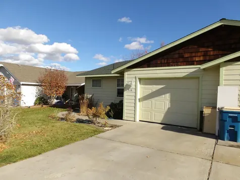 312 NW 21st Street Redmond OR 97756