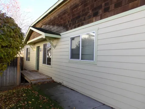 312 NW 21st Street Redmond OR 97756