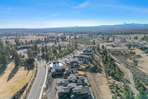 3412 NW Sullivan Avenue Bend OR 97703