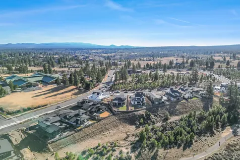 3412 NW Sullivan Avenue Bend OR 97703