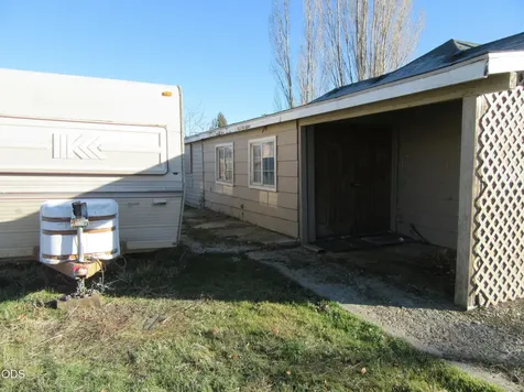9805 E Langell Valley Road Bonanza OR 97623