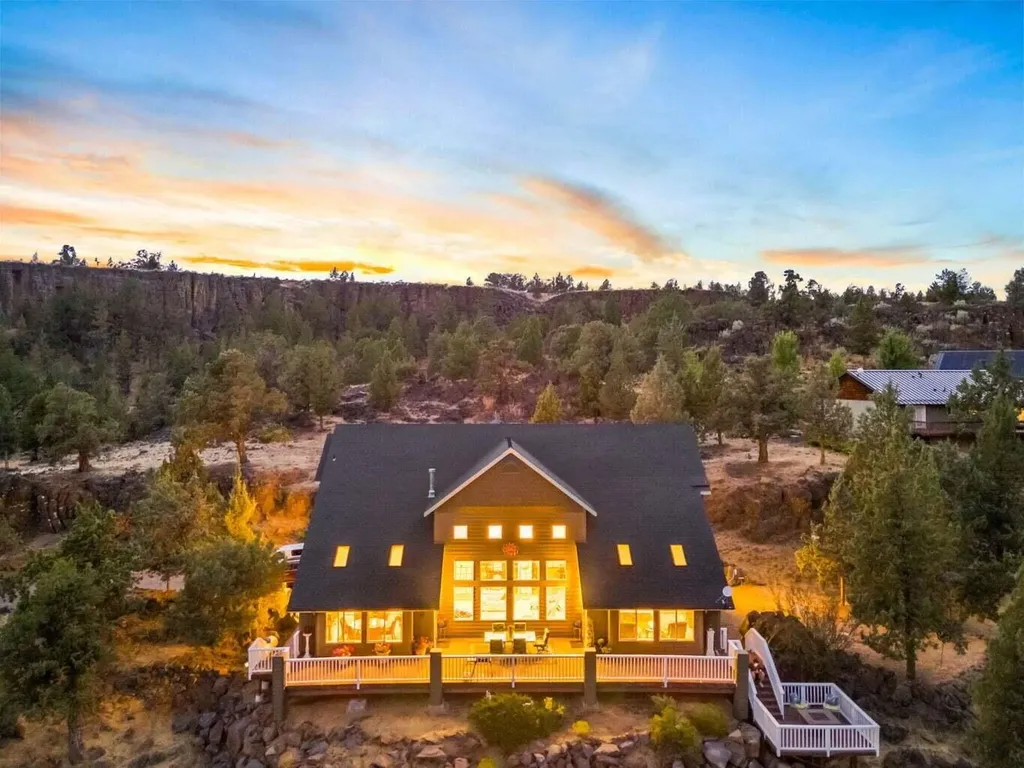 2483 NW Century Drive Prineville OR 97754