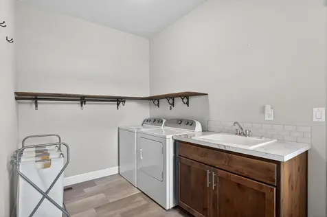 559 NW Rimrock Court Redmond OR 97756