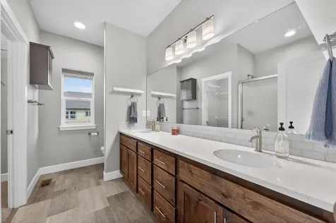 559 NW Rimrock Court Redmond OR 97756