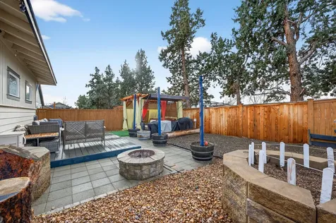 559 NW Rimrock Court Redmond OR 97756