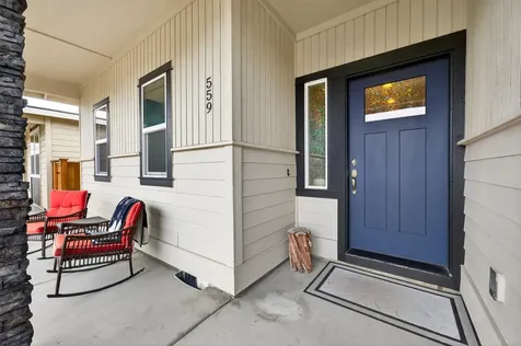 559 NW Rimrock Court Redmond OR 97756