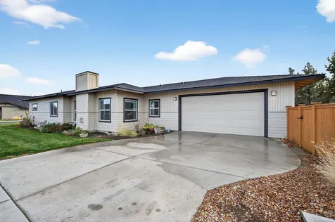 559 NW Rimrock Court Redmond OR 97756