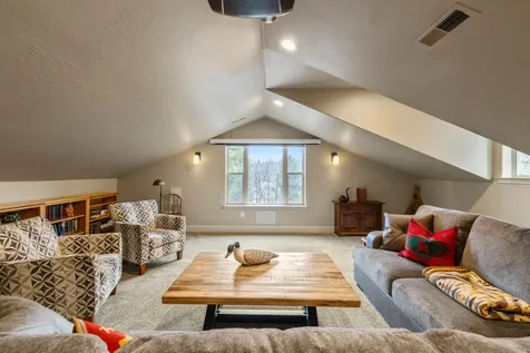 11209 Merganser Road Klamath Falls OR 97601