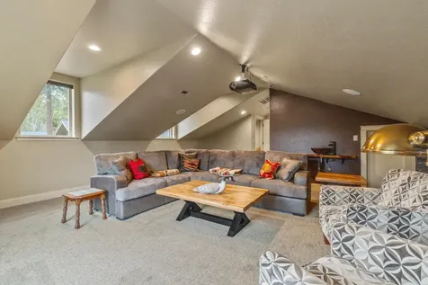 11209 Merganser Road Klamath Falls OR 97601