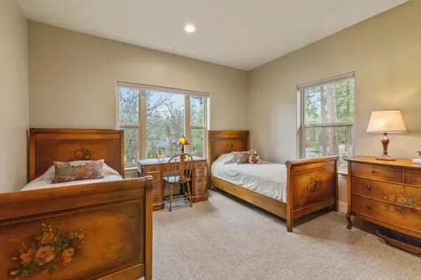 11209 Merganser Road Klamath Falls OR 97601