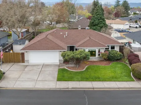 2610 Roberts Road Medford OR 97504