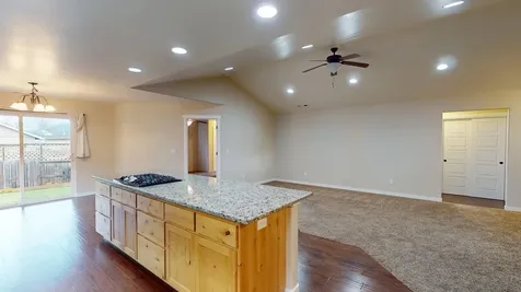 2294 Gayle Way Grants Pass OR 97527