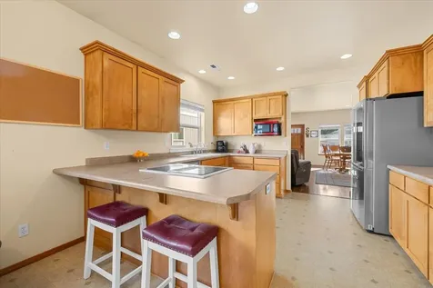 369 Cascade Drive Central Point OR 97502