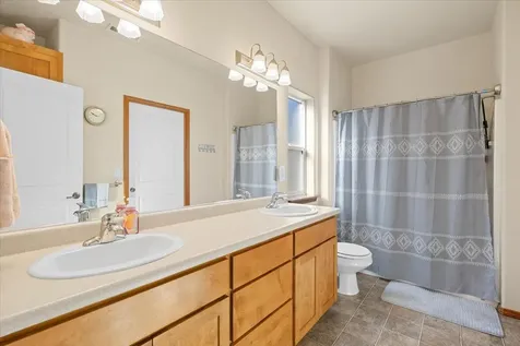 369 Cascade Drive Central Point OR 97502