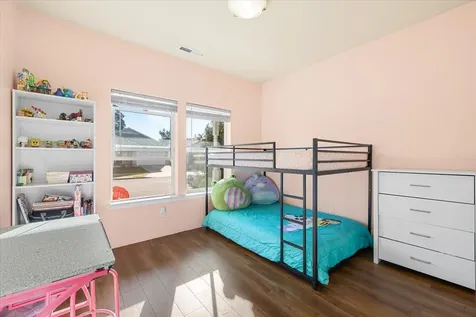 369 Cascade Drive Central Point OR 97502