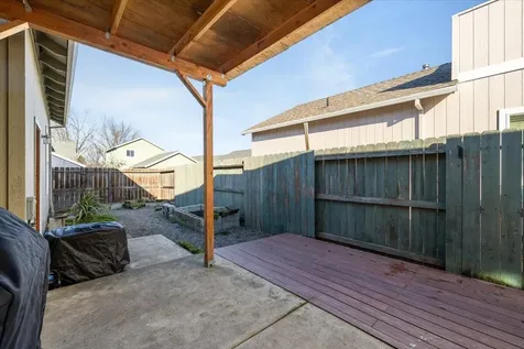 369 Cascade Drive Central Point OR 97502