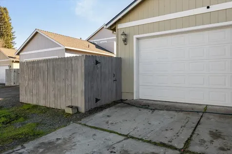 369 Cascade Drive Central Point OR 97502