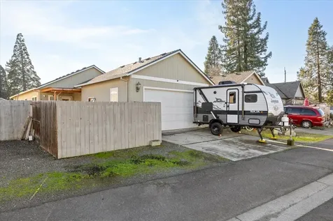 369 Cascade Drive Central Point OR 97502