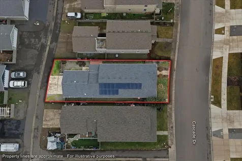 369 Cascade Drive Central Point OR 97502