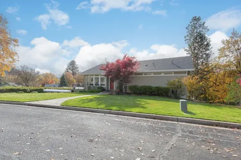 101 Cedar Ridge Terrace Rogue River OR 97537